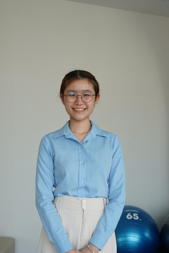 portrait · พท.ป. ศิรดา ชุติพานิชเทศก์